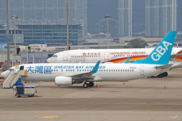 Comment choisir ses jumelles : guide d'achat complet 2025